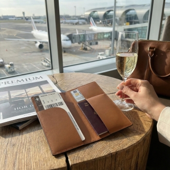 Compagnon de voyage cuir régénéré